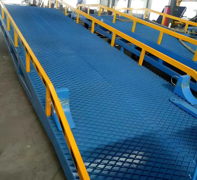 西平移动式液压登车桥